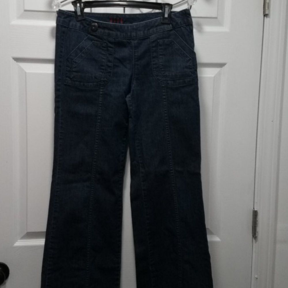 Jean's